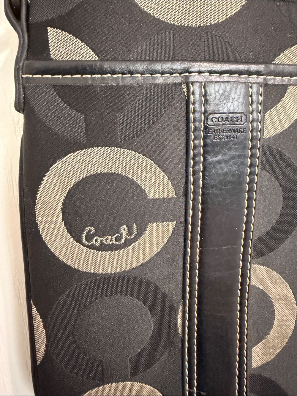Coach Black & Gray Signature Crossbody Pouch - Picture 4 of 10